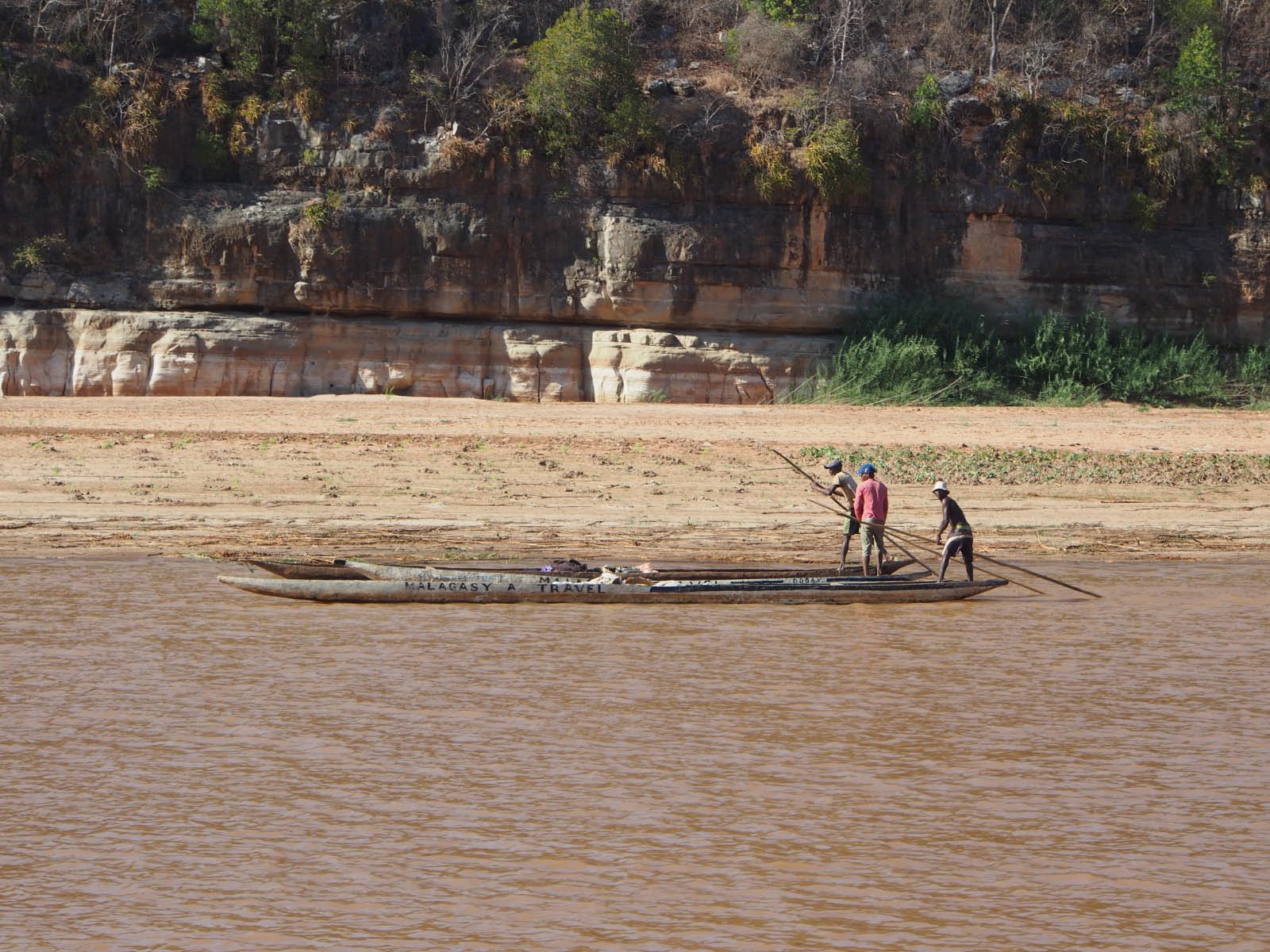 croisement de pirogues