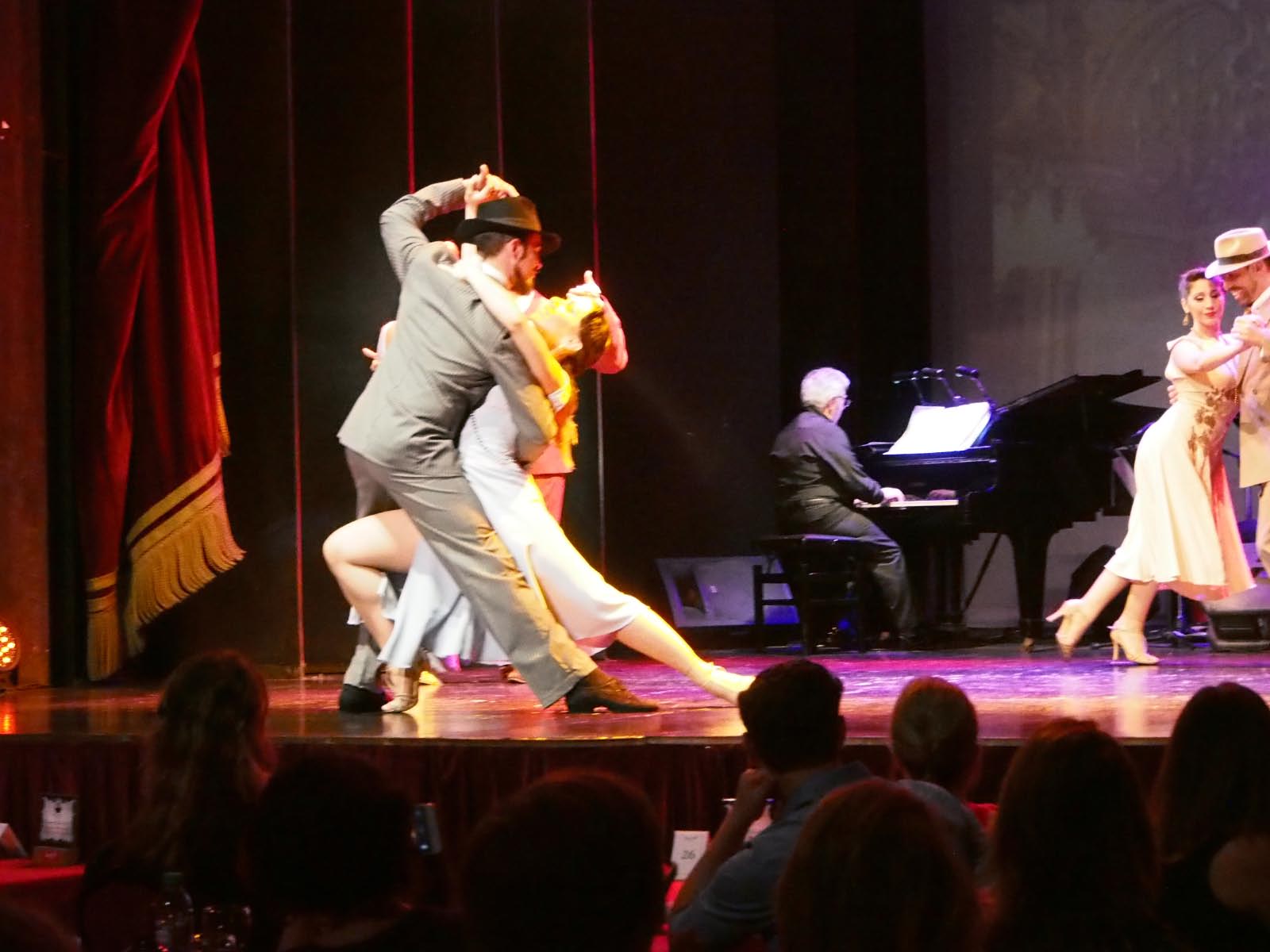 buesnos aires - capitale du  Tango