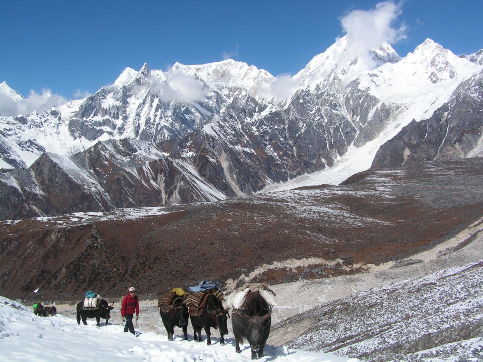 Col de l'Himalaya au Népal Col de l'Himalaya au Népal