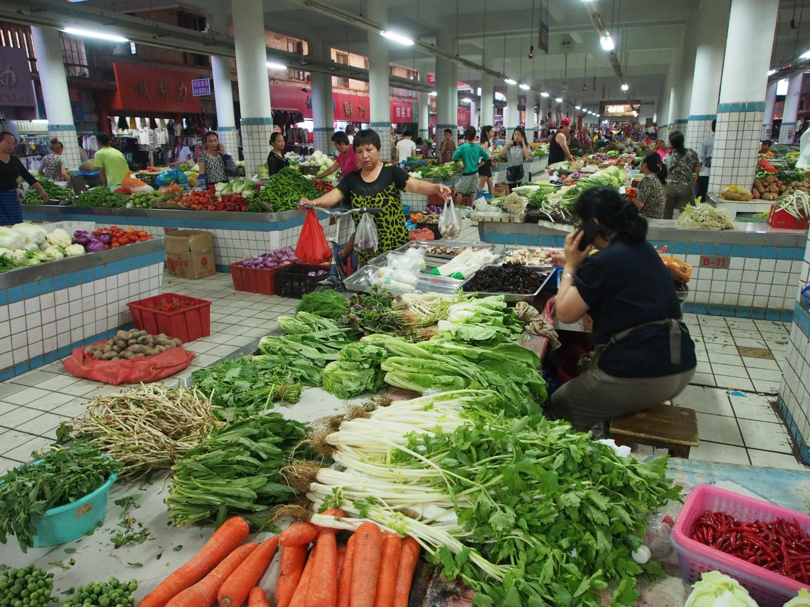 marchés tropicaux au Xishuangbanna marchés tropicaux au Xishuangbanna