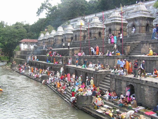 Gats de Pashupatinath a Katmandou pashupatinath - Katmandou