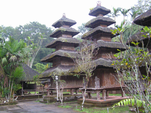 temple de Batu Karu temple de Batu Karu