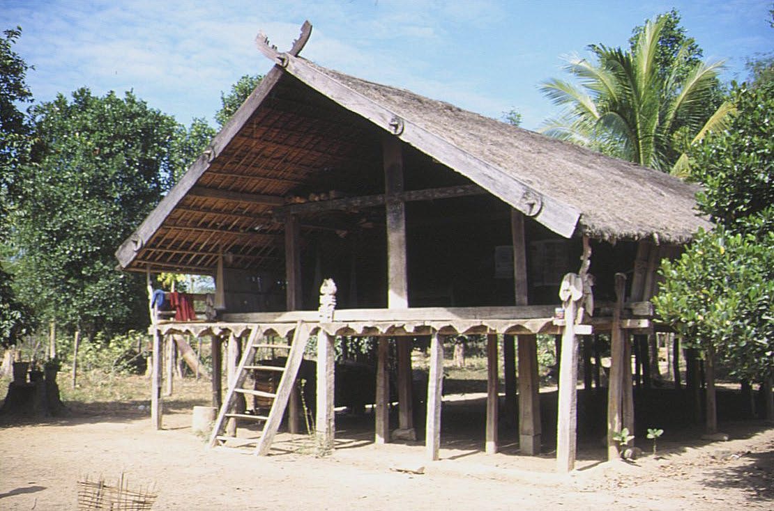maison d'architecture austronésienne  (peuples des iles du pacifique)