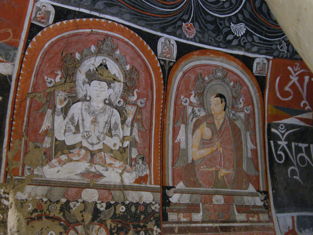 fresques des grottes du Mustang On peu découvrir encore de très nombreuses fresques dans les grottes du Mustang